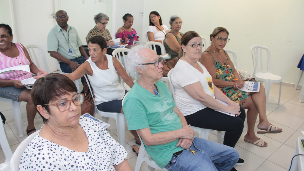 AAPVR ministra primeira aula de Esperanto